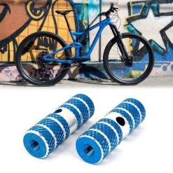 Unique Bargains Pair Aluminum Textured Antislip Bicycles Axle Foot Pegs Bike Pedals Blue 2.8" x 0.9"